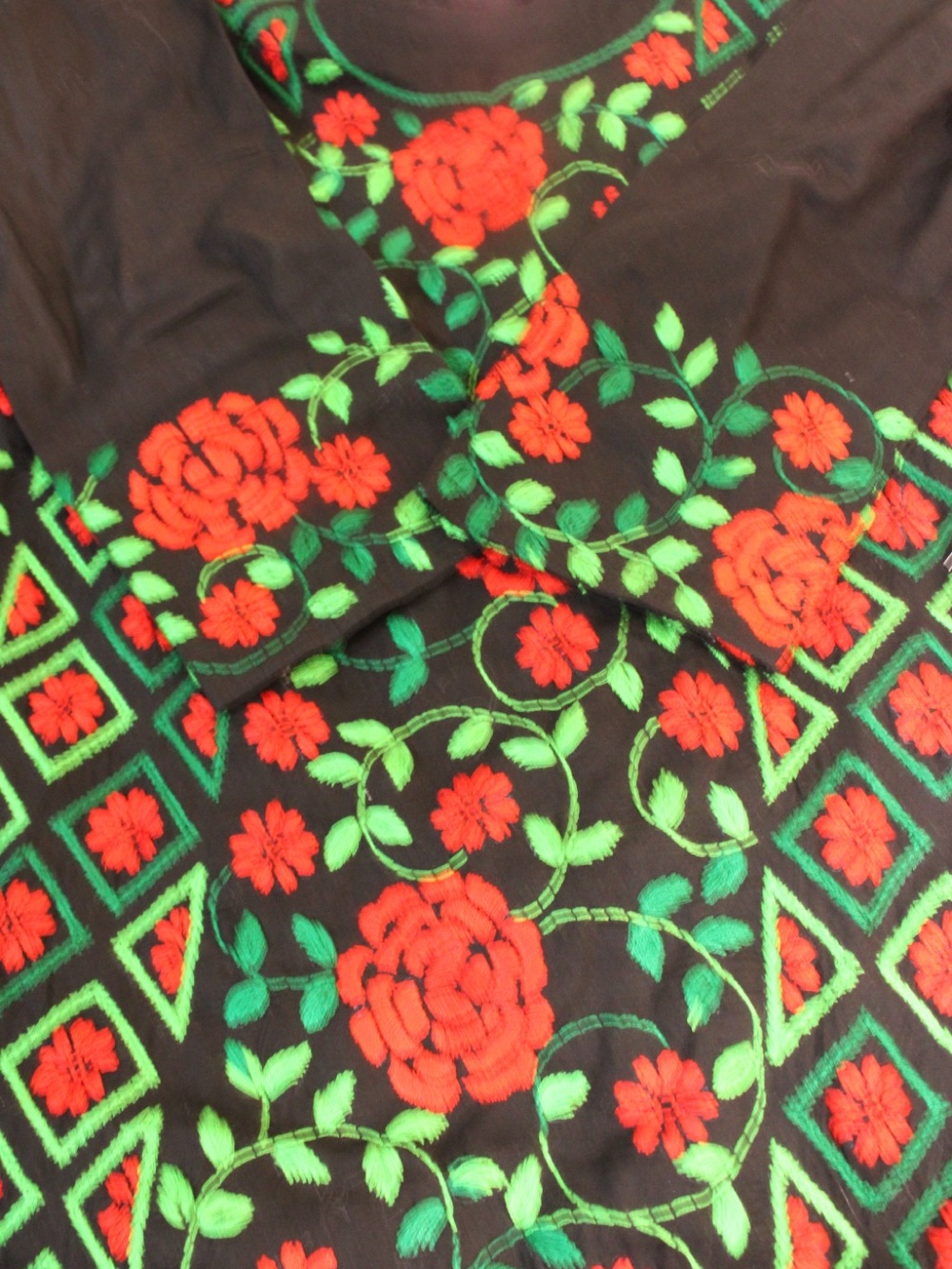 Rare Handmade Kantha Embroidered Bangladesh Cotton Dress - Picture 16 of 16